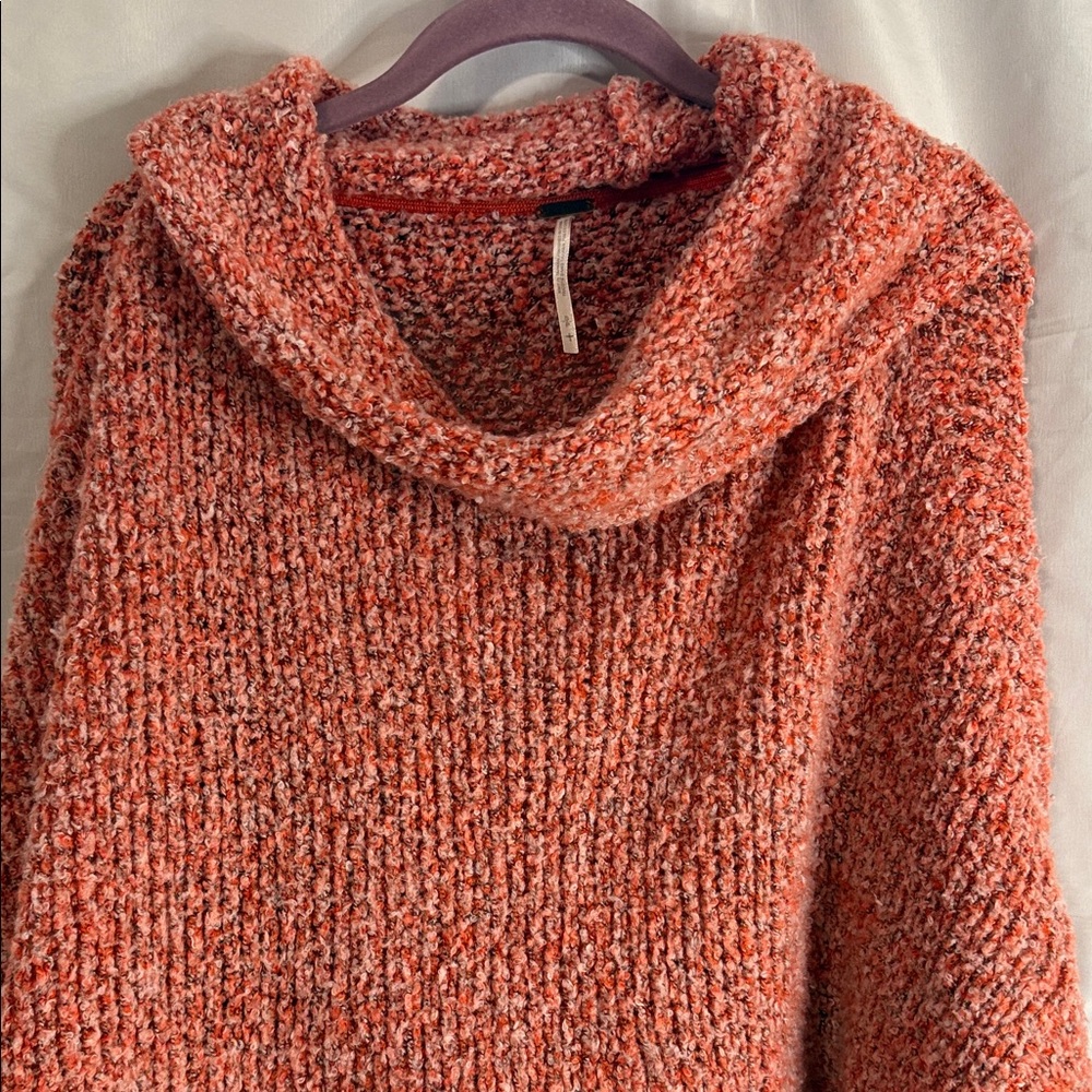 Free People Oversized Cropped Sweater – Size Small - Picture 2 of 7
